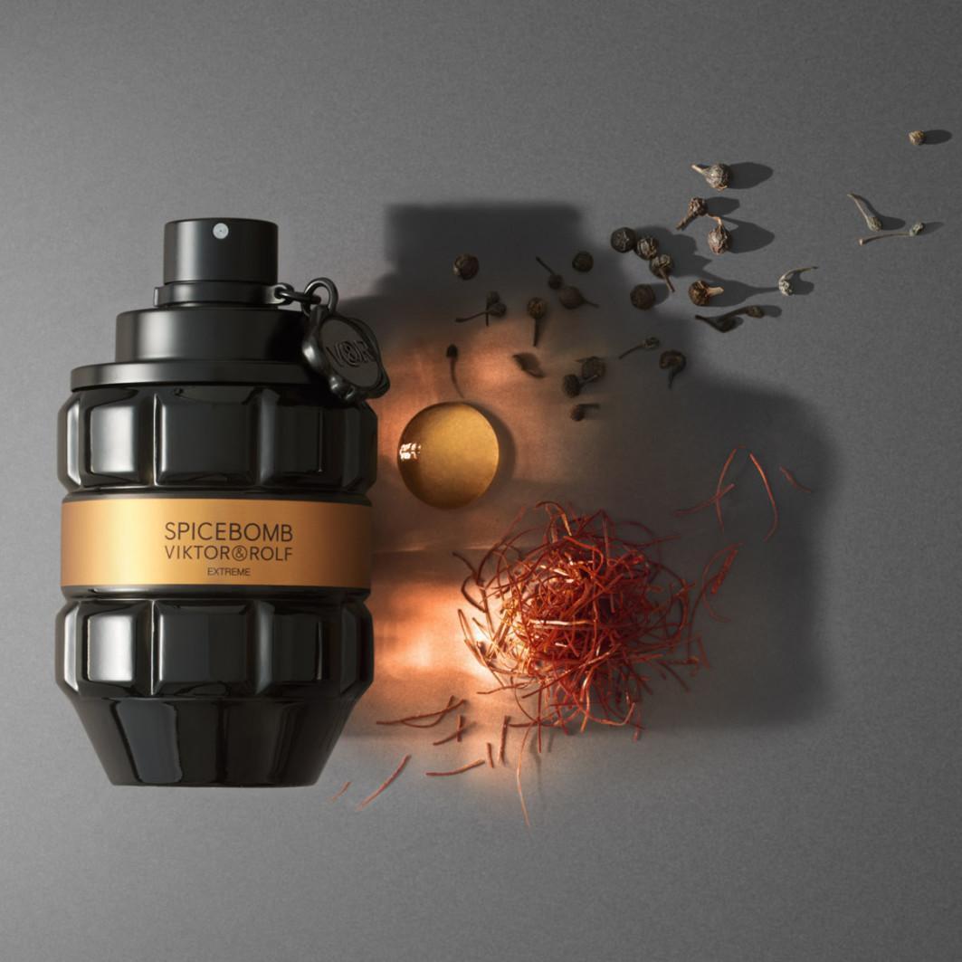 VIKTOR&ROLF SPICEBOMB EXTREME 90ML detail 1