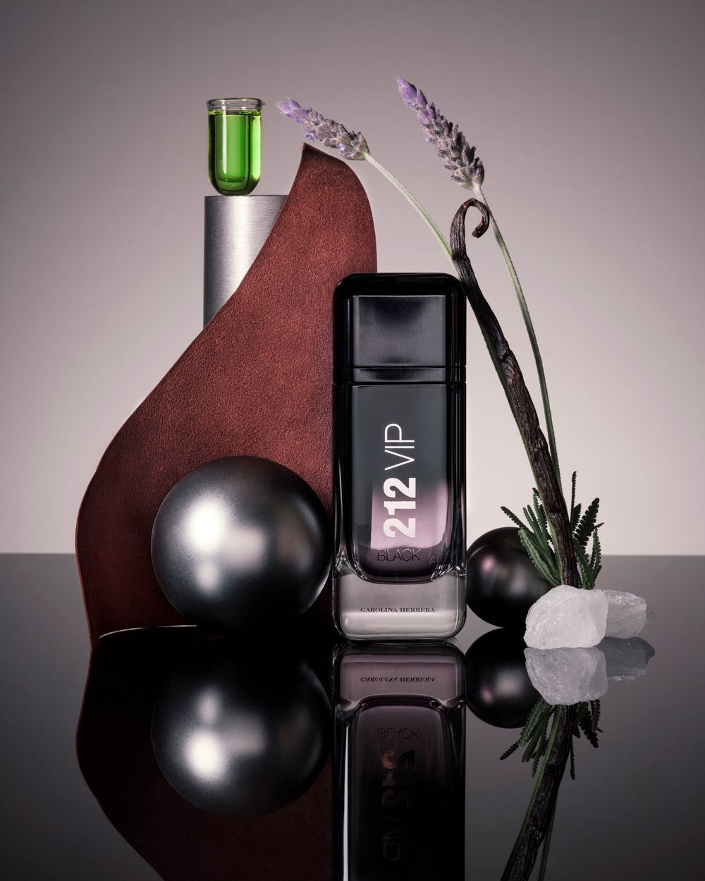 212 VIP Black 100ML detail 1