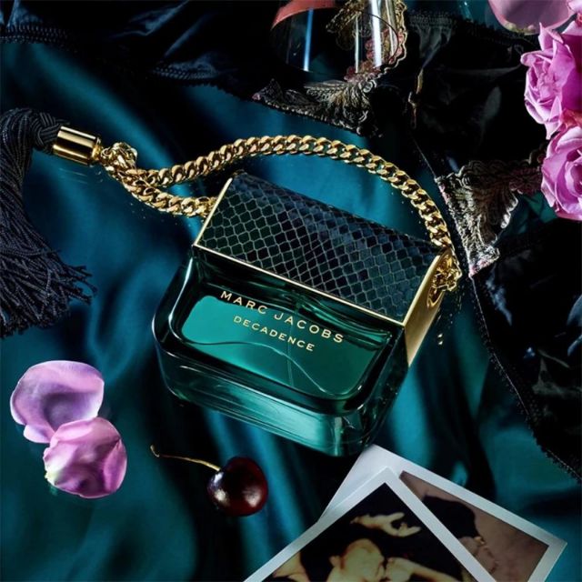 Decadence Marc Jacobs 100ML detail 1