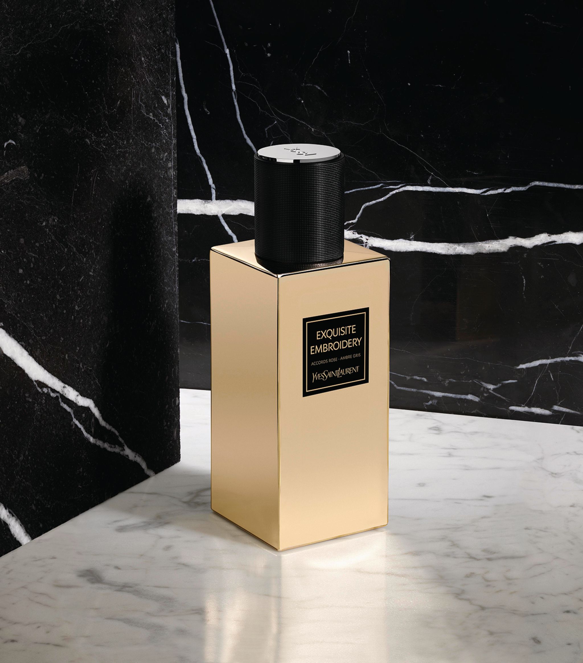 YSL Exquisite Embroidery 125ML detail 2